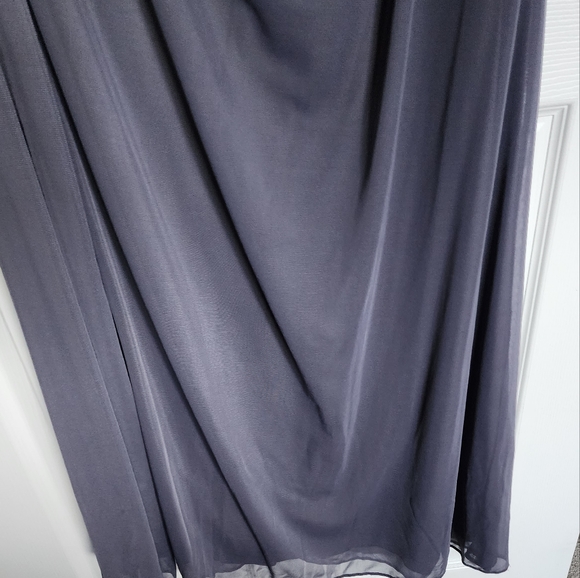 NWT David's Bridal Pewter Chiffon One Shoulder Dress Size 20 - Picture 5 of 8